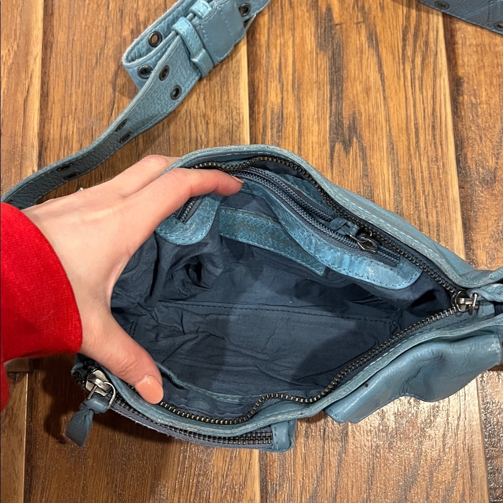 Free People blue Wade Leather Sling Purse - Picture 4 of 5